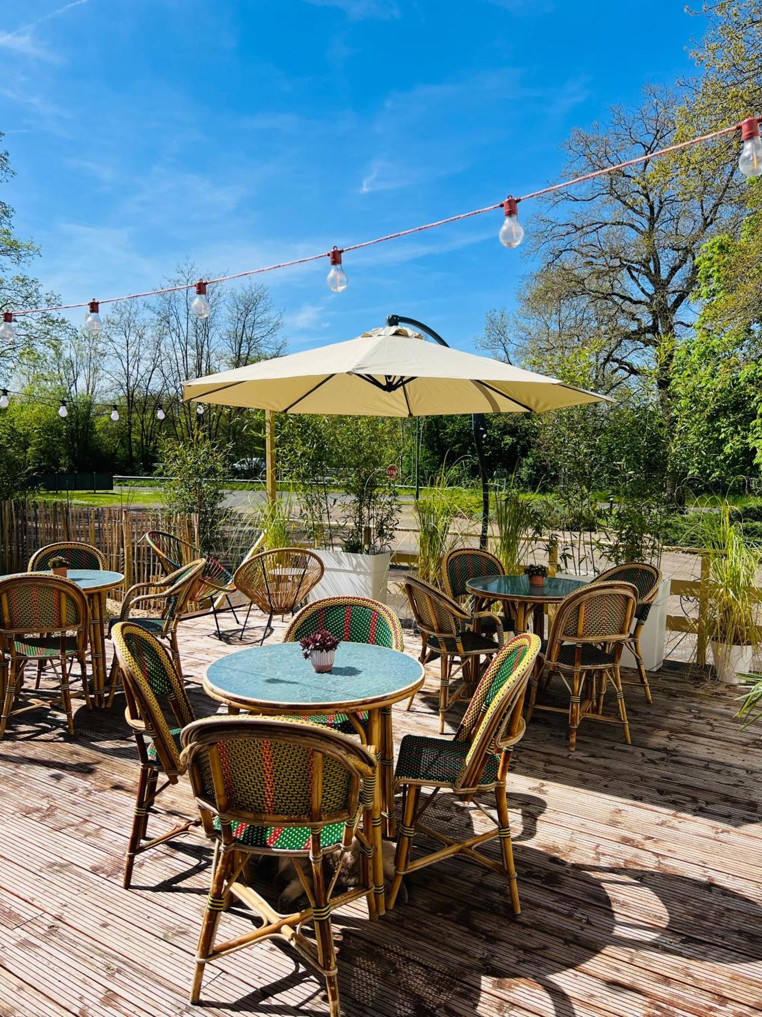 Motel Les Broussailles Mesves-sur-Loire Kültér fotó