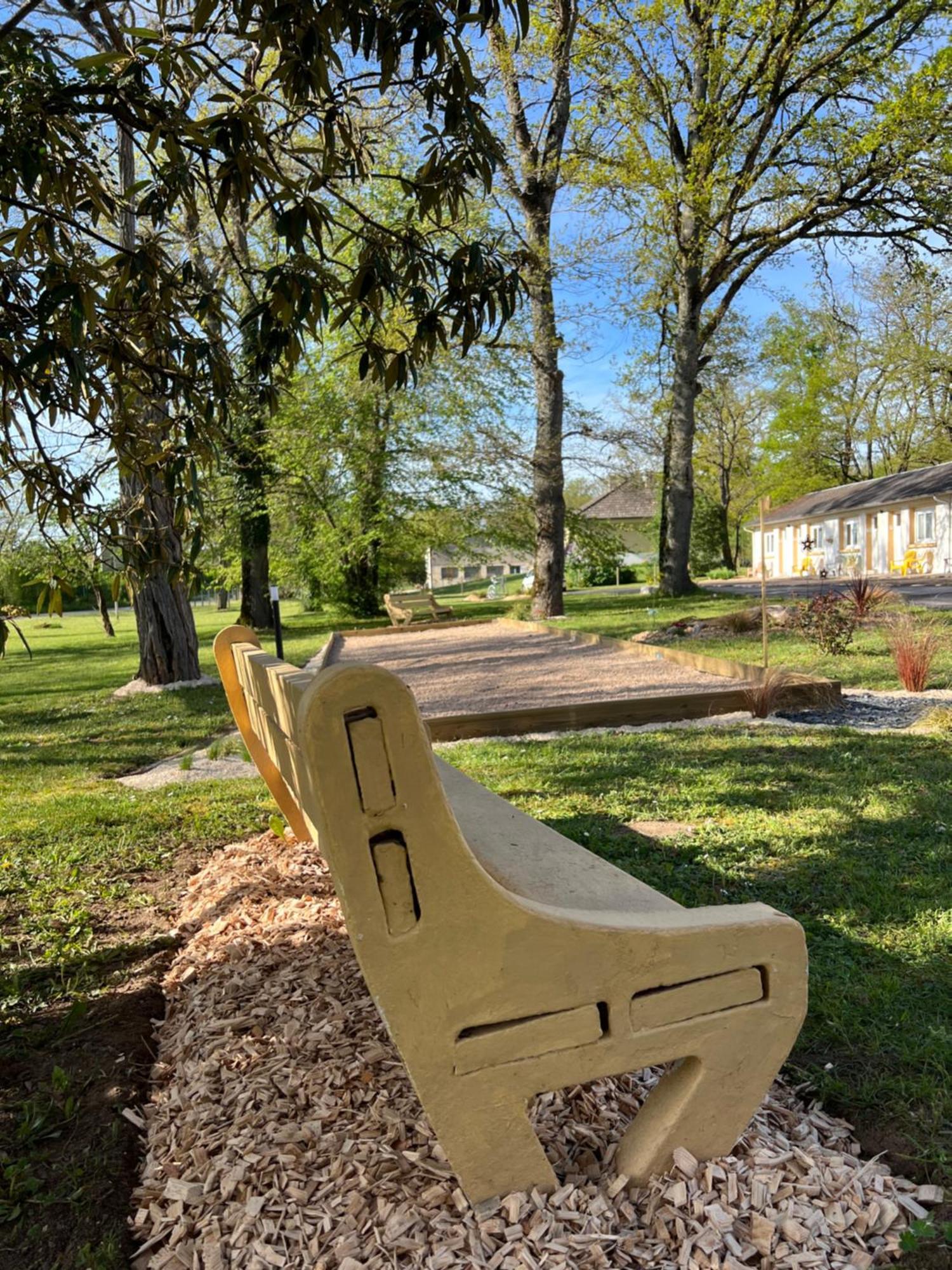Motel Les Broussailles Mesves-sur-Loire Kültér fotó