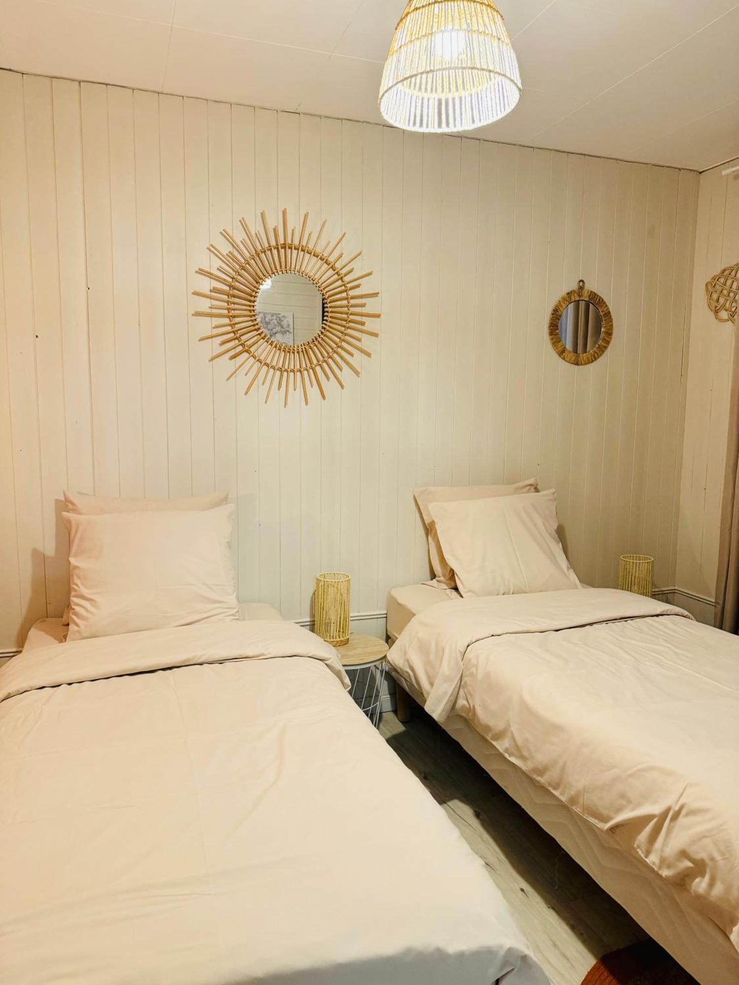 Motel Les Broussailles Mesves-sur-Loire Kültér fotó